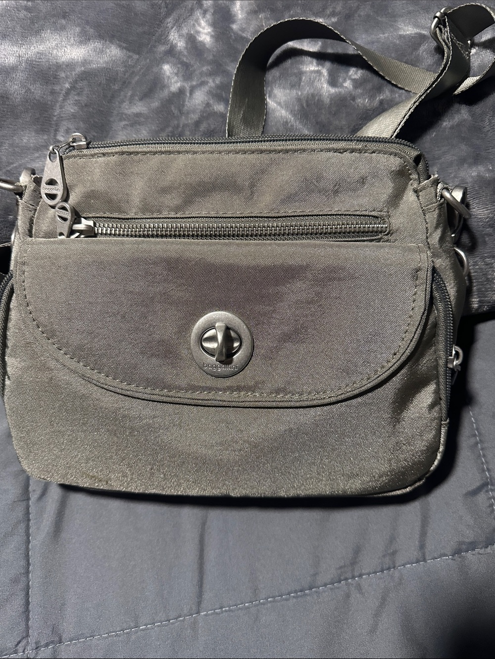 Baggallini Calais in Sterling Silver